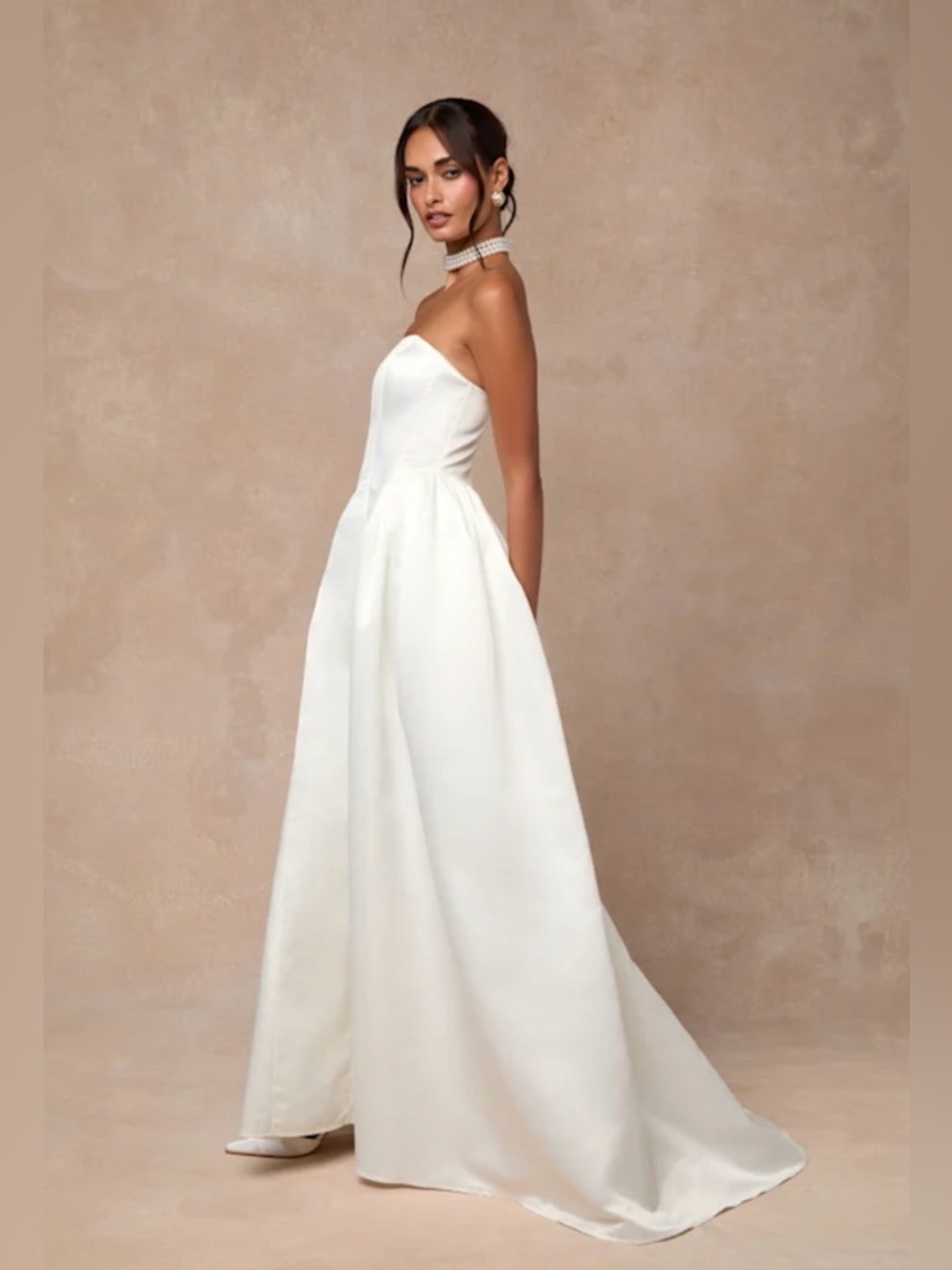 NWT Strapless White Classic Wedding Ball Gown Medium